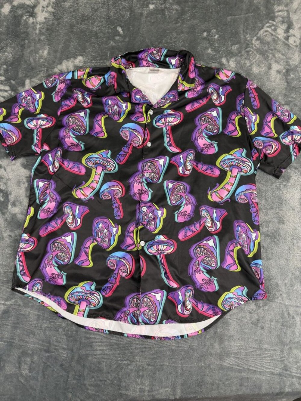 Mens Psychedelic Mushroom Short Sleeve Button-Up Shirt XL Black Multicolor